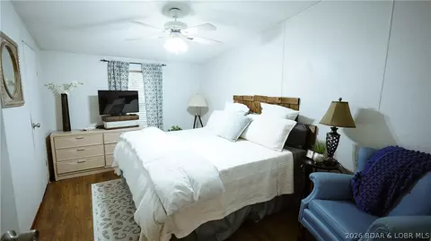 Bedroom - 99 Rustic Woods Rd, Sunrise Beach, MO 65079 photo 2 of 3