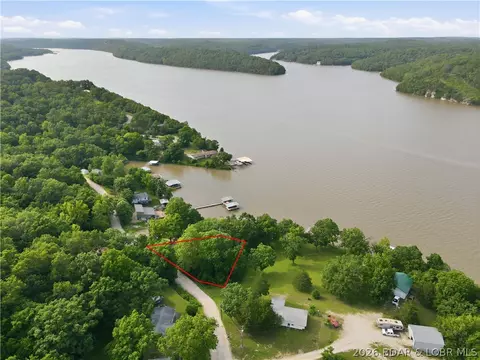 View/Area - 173 Bayshore Ln, Edwards, MO 65326 photo 8 of 16