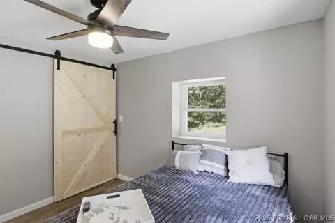 Bedroom - 173 Bayshore Ln, Edwards, MO 65326 photo 5 of 5
