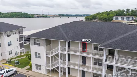 4935 Robins Cir #233, Osage Beach, MO 65065