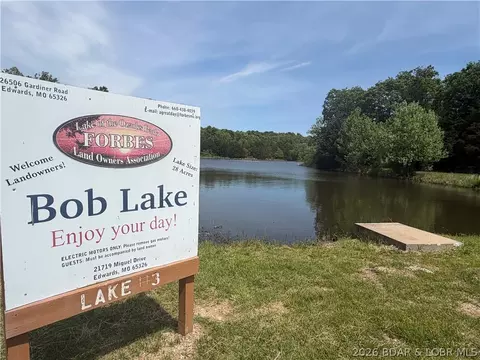 31560 Bob Dr, Edwards, MO 65326 photo 2
