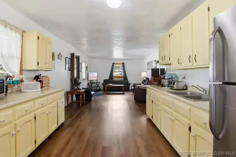 Entry Way - 509 Brockman Ave, Eldon, MO 65026 photo 2 of 2
