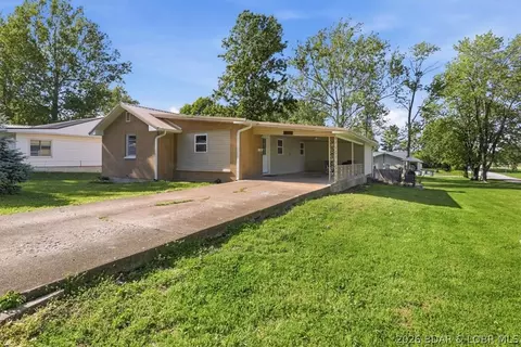 509 Brockman Ave, Eldon, MO 65026