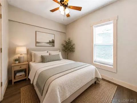 Bedroom - 411 W North St, Eldon, MO 65026 photo 5 of 6