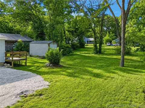 Exterior - 411 W North St, Eldon, MO 65026 photo 8 of 13