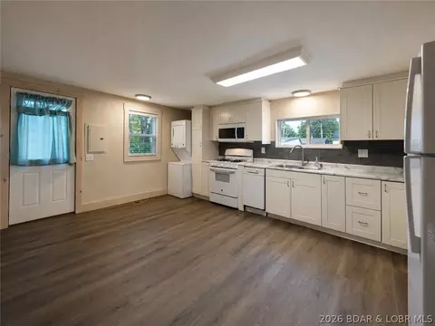 Other - 411 W North St, Eldon, MO 65026 photo 2 of 6