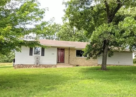 561 Up And Down Rd, Macks Creek, MO 65786