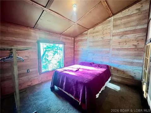 Bedroom - 28464 Possum Trot Rd, Stover, MO 65078 photo 1 of 2