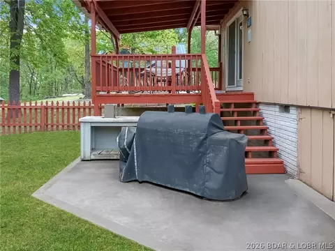 Exterior - 107 View Dr, Camdenton, MO 65020 photo 4 of 7