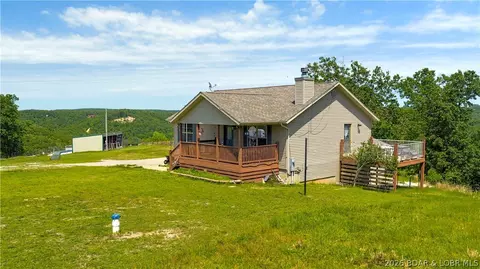 132 Hunters Ridge Rd, Camdenton, MO 65020