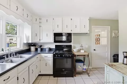 Kitchen - 316 N Maple St, Eldon, MO 65026 photo 3 of 4