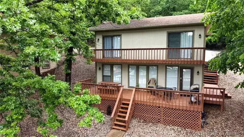 33322 Martin Rd, Sunrise Beach, MO 65079