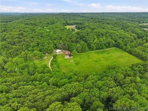 33756 Lake Trail Ln, Gravois Mills, MO 65037