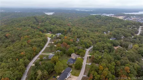 View/Area - 39 Buckingham Dr, Camdenton, MO 65020 photo 8 of 8