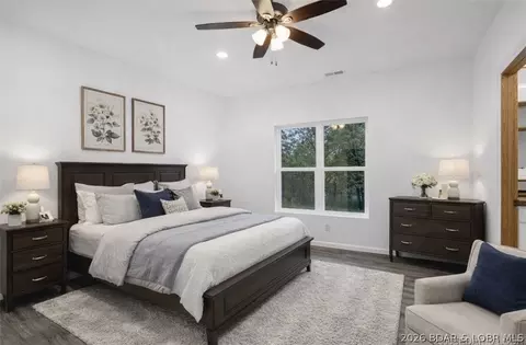 Bedroom - 39 Buckingham Dr, Camdenton, MO 65020 photo 1 of 4