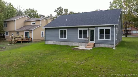 Exterior - 39 Buckingham Dr, Camdenton, MO 65020 photo 2 of 11