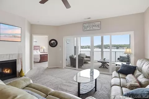64 Knox Rd #N-302, Rocky Mount, MO 65072
