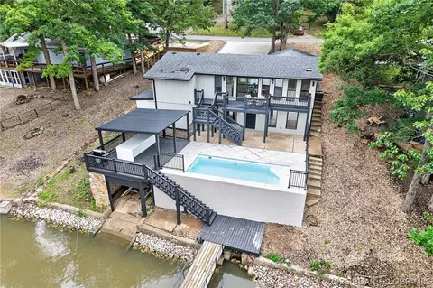 333 Crane Cove Dr, Sunrise Beach, MO 65079