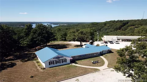 250 Sunset Hills Dr, Sunrise Beach, MO 65079
