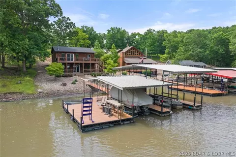 2539 Robin Hood Ln, Roach, MO 65787