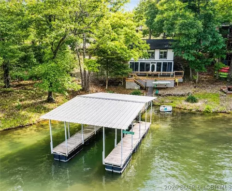 71 Cherry Hill Ln, Sunrise Beach, MO 65079