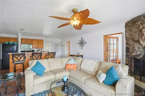 71 Wheelhouse Cir #3, Lake Ozark, MO 65049
