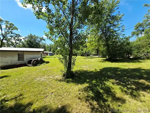 Exterior - 29945 29978 Skyview Dr, Edwards, MO 65326 photo 15 of 24