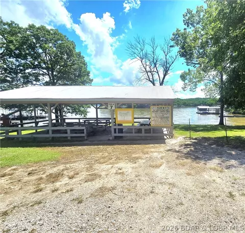 Exterior - 29945 29978 Skyview Dr, Edwards, MO 65326 photo 7 of 24