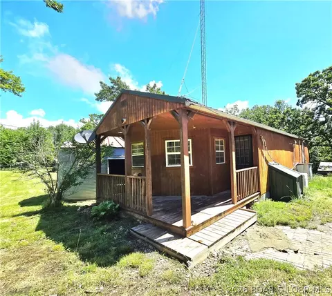 Exterior - 29945 29978 Skyview Dr, Edwards, MO 65326 photo 5 of 24