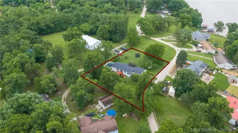 1241 Cedar Ridge Cir, Roach, MO 65787