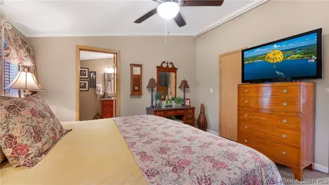 Bedroom - 1241 Cedar Ridge Cir, Roach, MO 65787 photo 2 of 5