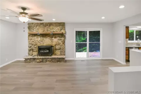 Living - 29 Prater Rd, Eldon, MO 65026 photo 1 of 7