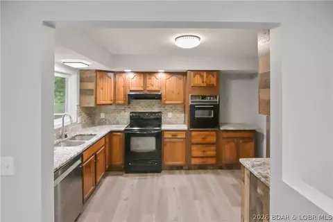 Kitchen - 29 Prater Rd, Eldon, MO 65026 photo 1 of 1