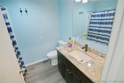 Bath - 29 Prater Rd, Eldon, MO 65026 photo 5 of 6