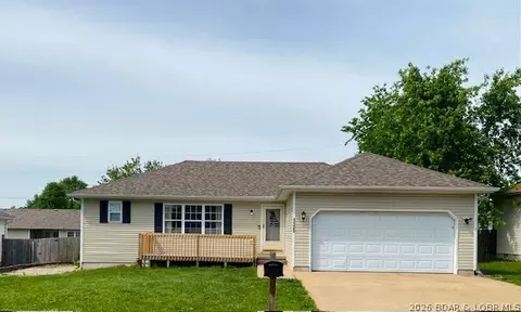 1125 Tyler Dr, Lebanon, MO 65536