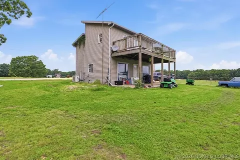 6453 N Circle Rd, Stover, MO 65078