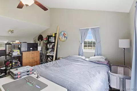 Bedroom - 6453 N Circle Rd, Stover, MO 65078 photo 4 of 5