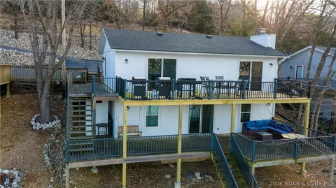 501 Ginger Rd, Lake Ozark, MO 65049