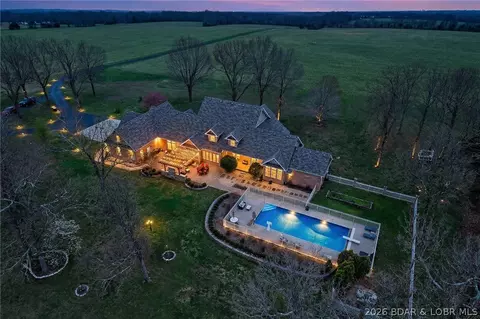 16495 Pecan Dr, Lebanon, MO 65536