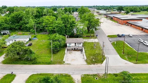View/Area - 205 E 15th St, Eldon, MO 65026 photo 5 of 13