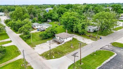 View/Area - 205 E 15th St, Eldon, MO 65026 photo 6 of 13