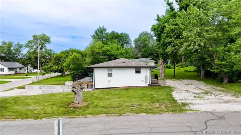 Exterior - 205 E 15th St, Eldon, MO 65026 photo 6 of 6