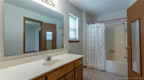 Bath - 1001 Colorado Ave, Eldon, MO 65026 photo 1 of 2