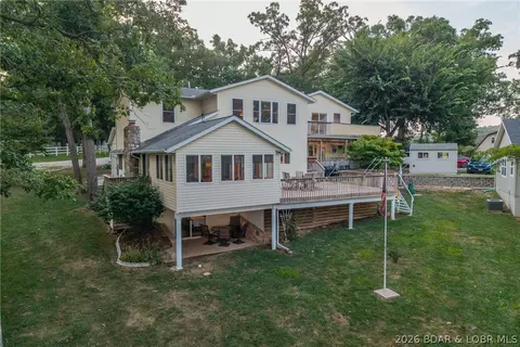 29130 Keyes Cir, Gravois Mills, MO 65037
