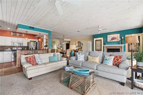 131 Evergreen Dr #1B, Sunrise Beach, MO 65079