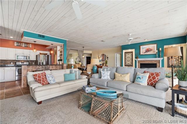 131 Evergreen Dr #1B, Sunrise Beach, MO 65079
