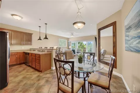 186 Sunset Palms Dr #4A, Camdenton, MO 65020