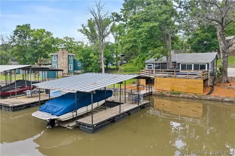 37 Rub Jean Dr, Sunrise Beach, MO 65079