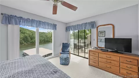 611 Lazy Days Rd #B11, Osage Beach, MO 65065