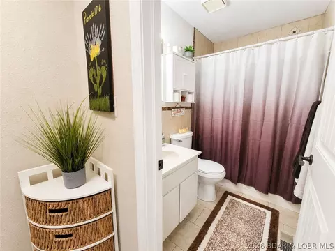 Bath - 830 S Fork Ln, Tipton, MO 65081 photo 3 of 3